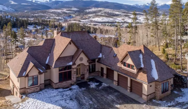 4efd9c41-bb28-4bef-b08b-8694d4b6e1f9