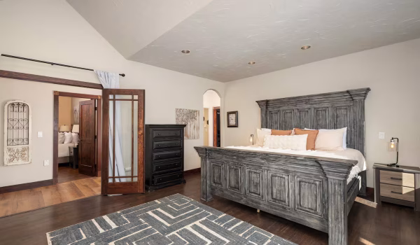 e61a8881-ab8a-44e4-a8c8-85415dab5e39